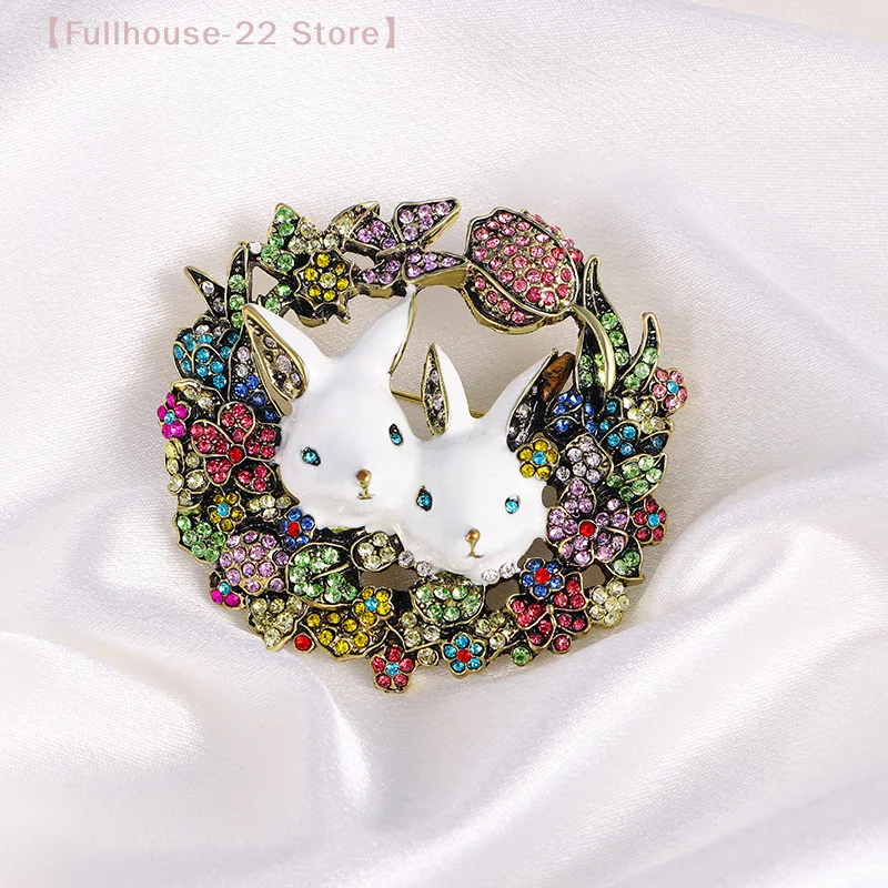 【MAX-22】Medieval Vintage Retro Literary Rabbit Brooch Heavy Work Full Of Rhinestones Little White Rabbit Brooch Coat Accessories