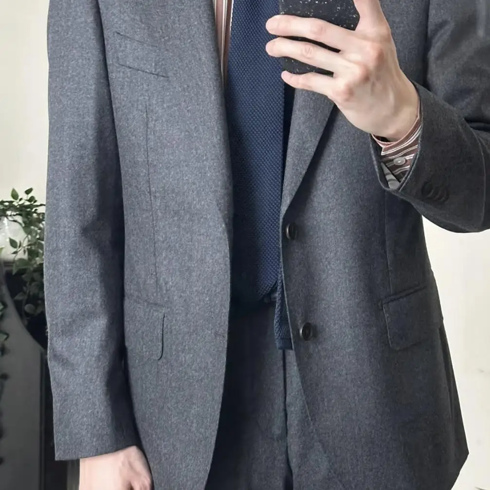 

Super30s Ultrine Wool Men's Premium Suiting Spring Collection Stand Fit Two Button Single Row Faion Urban Sle