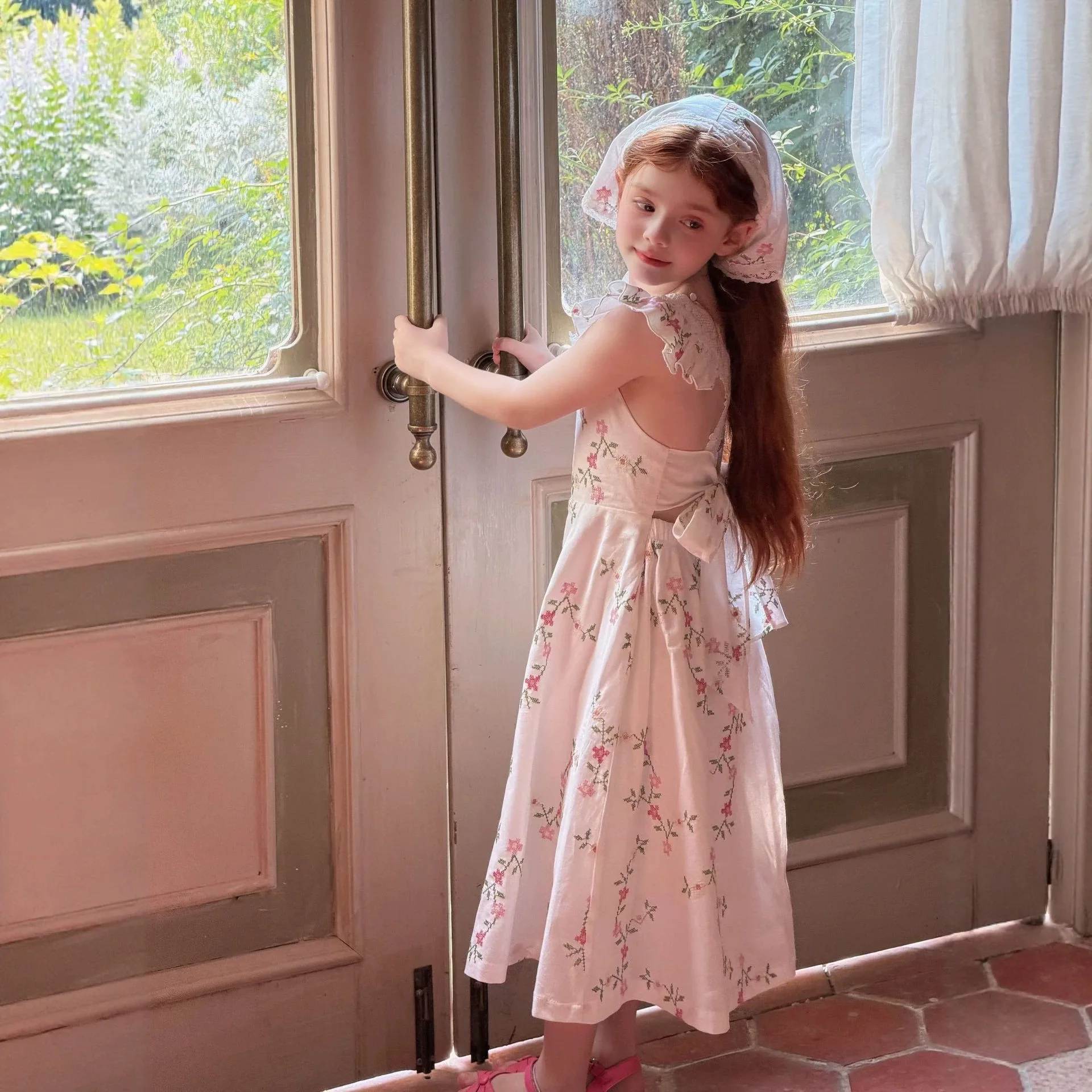2026 Summer Vine Flower Embroidered Children's Tank Top Long Skirt Girls' Lace Lace Fragrant Dress