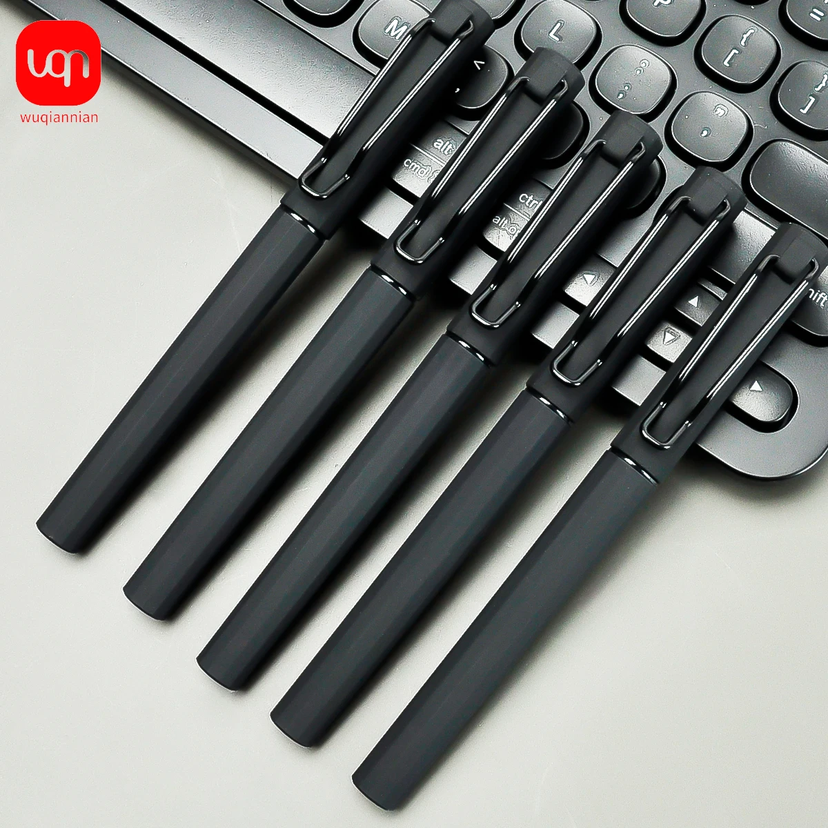 WQN-2/5/10PCS Simple Black Neutral Pen Writing Smooth Grip Comfortable Writing Pen Suitable For Exams And Office Supplies