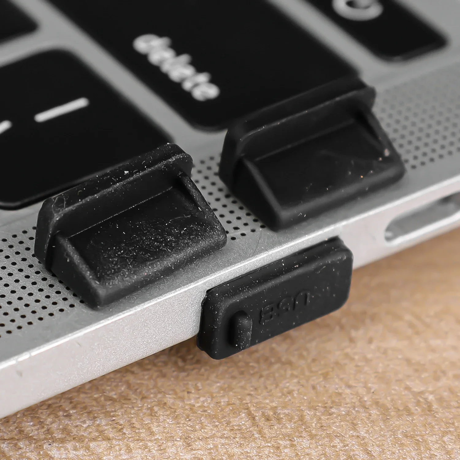 60/40/20/10 قطعة USB A الغبار المقابس لأجهزة الكمبيوتر المحمول الكمبيوتر المحمول USB شحن منافذ حماة سيليكون الغبار قبعات غطاء الغبار
