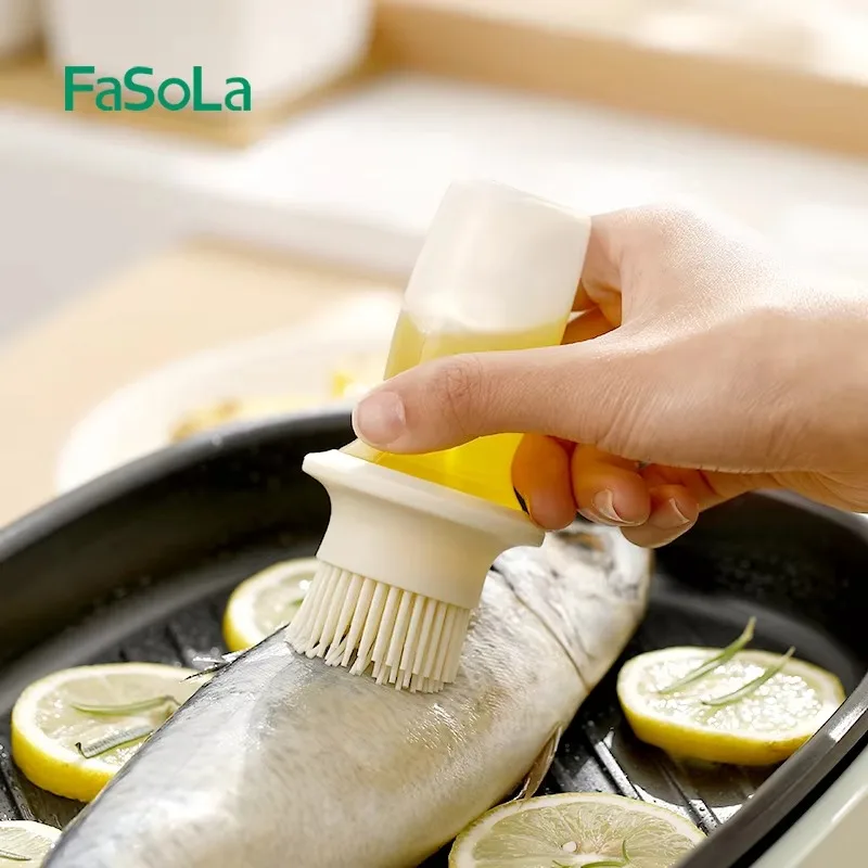 FaSoLa Silicone Oil Bottle Brush with Lid BBQ Oil Cruet Spice Organizer Ketchup Sauce Jars Kitchen Drip Oil Dispenser Supplies