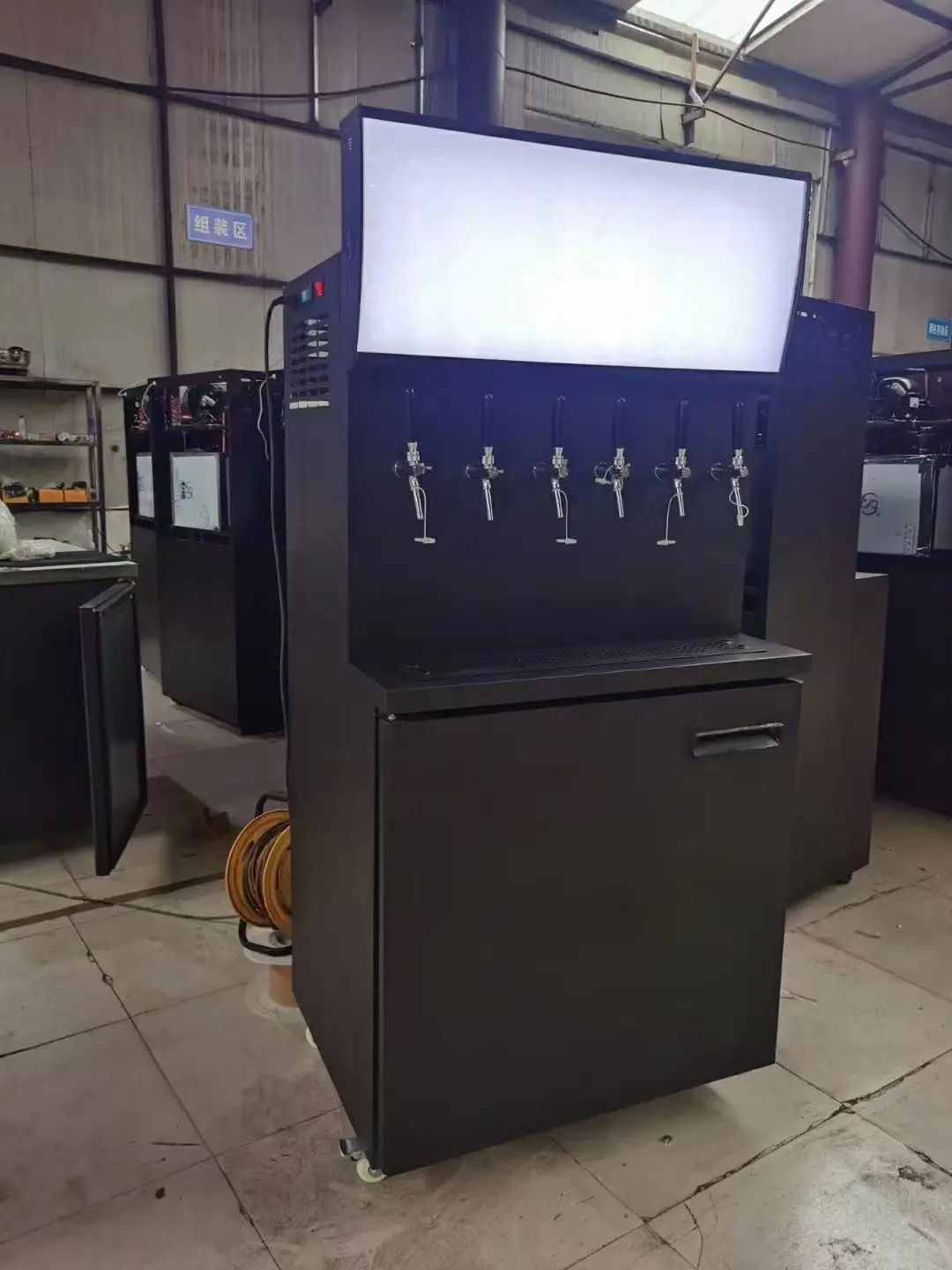 6-Direction vertical beer machine freezer wine vending machine