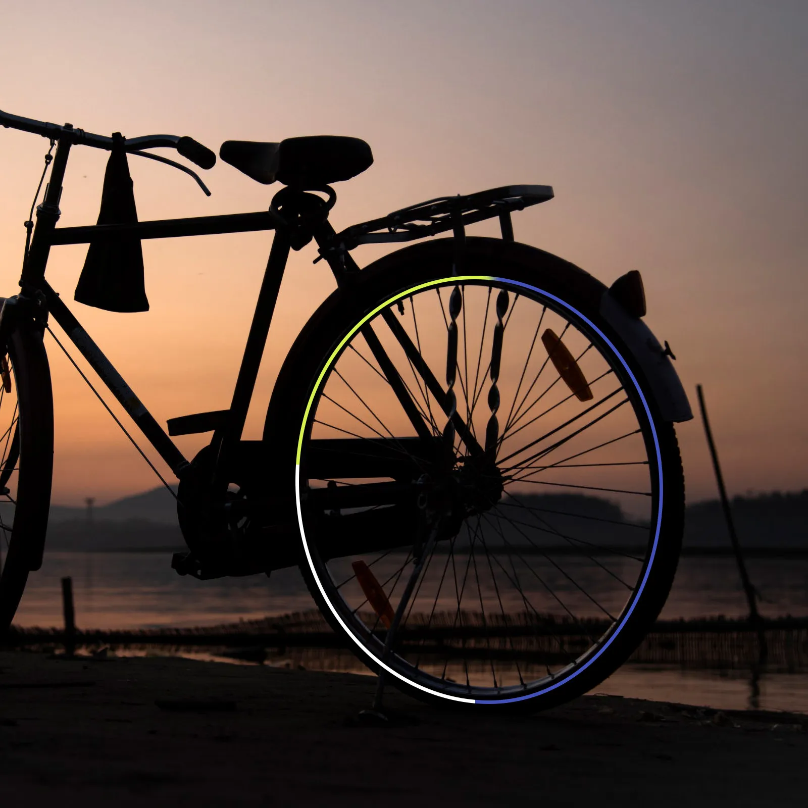 

5 рулонов светоотражающих наклеек для велосипедов, нарезаемые по размеру, с клейкой основой, легко устанавливаемые, предупреждающая лента для обеспечения безопасности