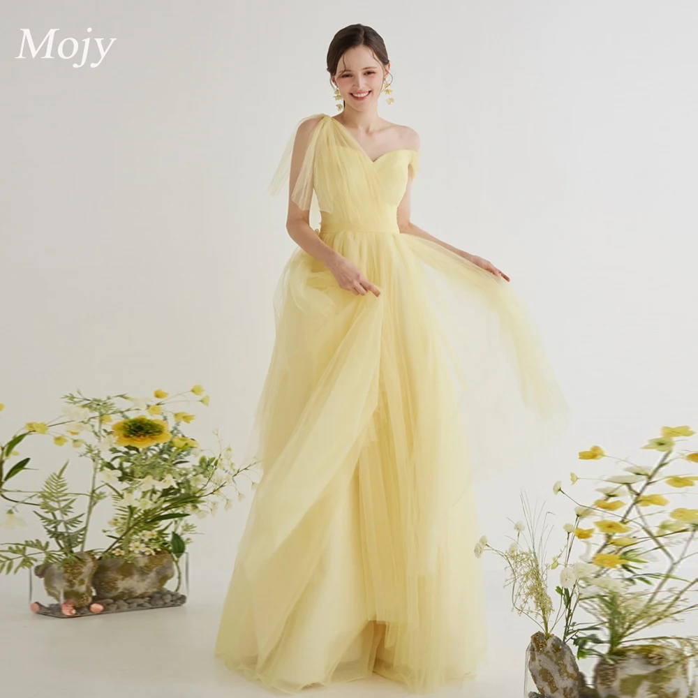 

Mojy Yellow Tulle Wedding Dress Korea Photo Shoot A Line Sleeve Bridal Gown Floor Length Spaghetti Straps 신부 웨딩드레스 customized