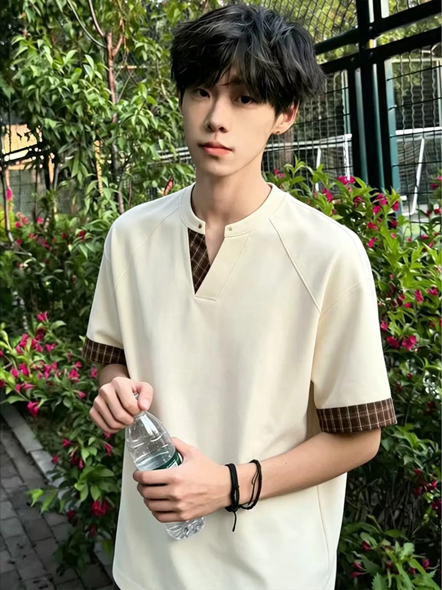 Plaid Patchwork V-neck Short Sleeve Men's T-shirt Shoulder-Length Design Summer American Style Deconstructed Body Fit Tee