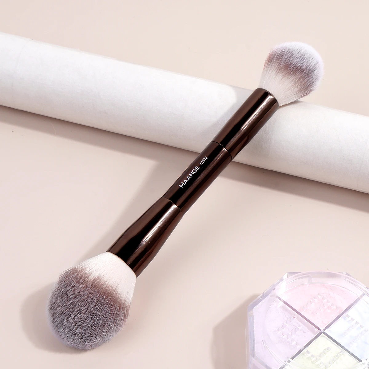 MAANGE, 1 ud., brocha de maquillaje en polvo, brocha de maquillaje en polvo de doble punta, resaltador en polvo, ajuste de cosméticos, brocha de maquillaje, pelo sintético suave