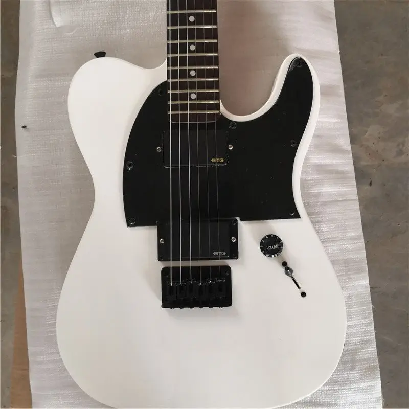 Electric Guitar with White Gloss Paint, Classic Production, Can Be Customized Color, 6 String