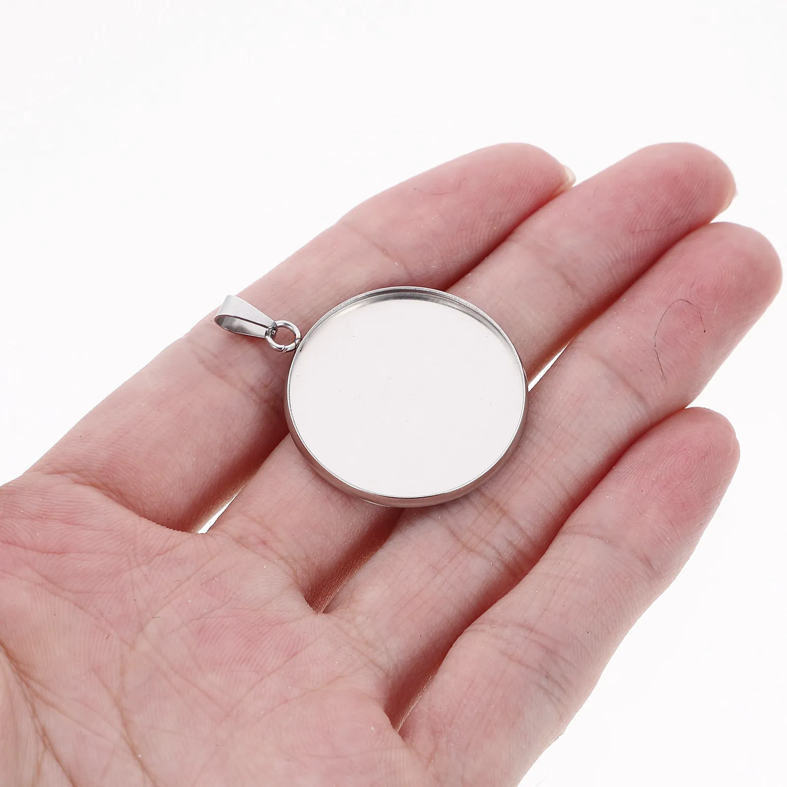 20Pcs Stainless Steel Round Pendant Tray DIY Jewelry Bases Necklace Chain Covers Kit 25Mm Custom Jewelry Craft Accessories