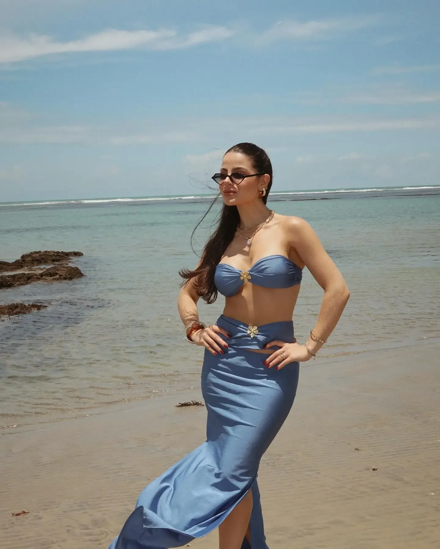 2025 Nuovo costume da bagno da donna Set bikini blu sexy con gonna a vita alta Perfetto per le feste estive in piscina durante le vacanze successive