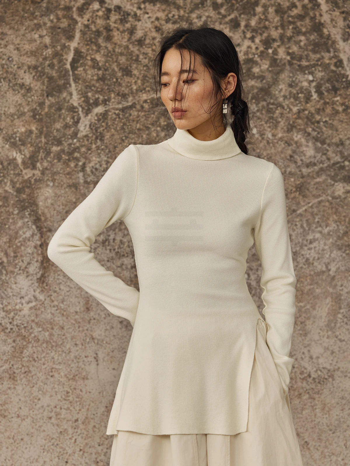 

alpw Wool Blend High Ne Side Slit Knitted Top Chinese Sle Slim Fit Winter Warm Polyester 65% Wool 35% Color