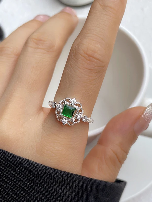 

925 Silver Ring for Women Luxury Vintage Court Style Emerald Zircon Ring Unique Design Open Finger Ring Fashion Jewelry