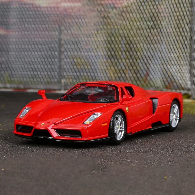 

1:22 Enzo Supercar, легкосплавный автомобиль, литье под давлением и игрушечный транспорт, металлическая модель игрушечного автомобиля, коллекция звуков и света, детские игрушки