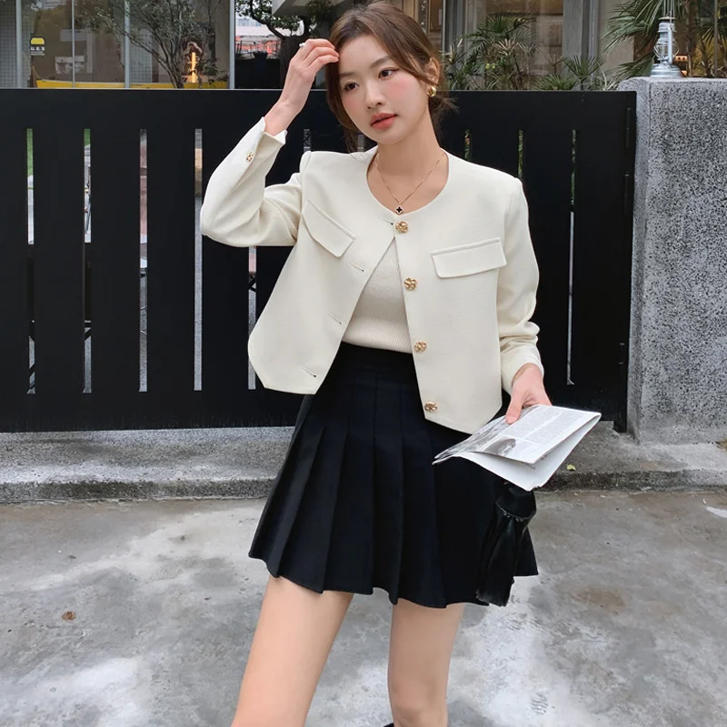 Spring Korean Edition Ultra Short Style Celebrity Style Small Fragrant Wind Thin Style Small Man Mi Apricot Short Coat