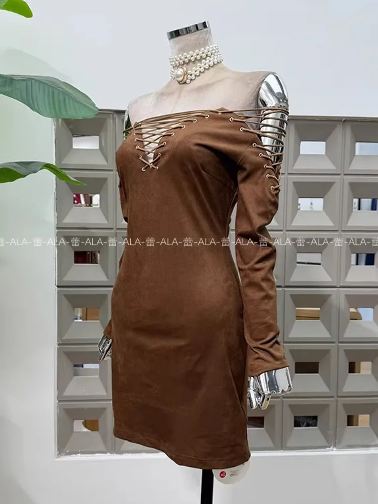 DFDG Damska Sukienka Bodycon na Wiosnę Lato 2025, Seksowna, Odkryte Ramiona, Wiązana na Krzyż, z Wycięciami, Długi Rękaw, Dopasowana, Niszowa Mini Sukienka na Imprezę