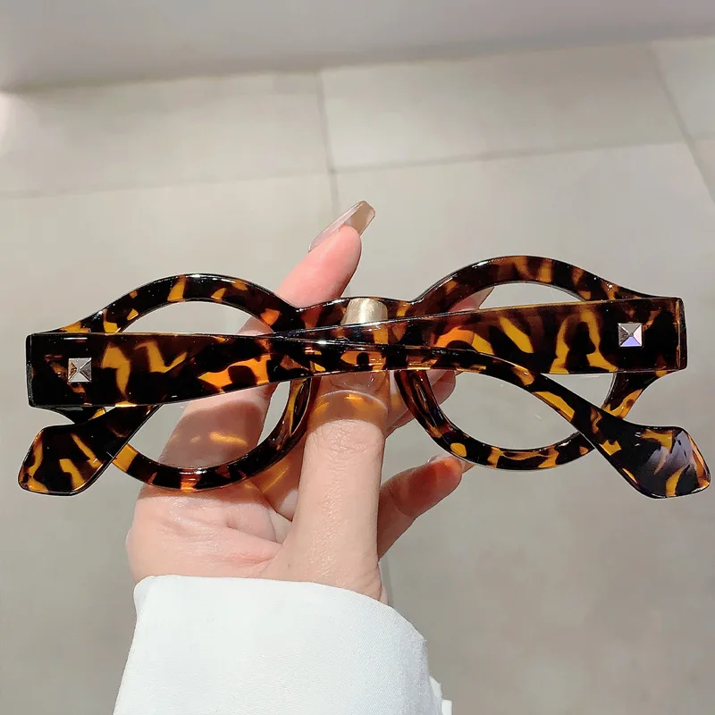 Vintage Anti Blue Light Small Frame Round Rivet Glasses Women For Men Luxury Brand Designer Myopia Prescription Eyeglasses Frame