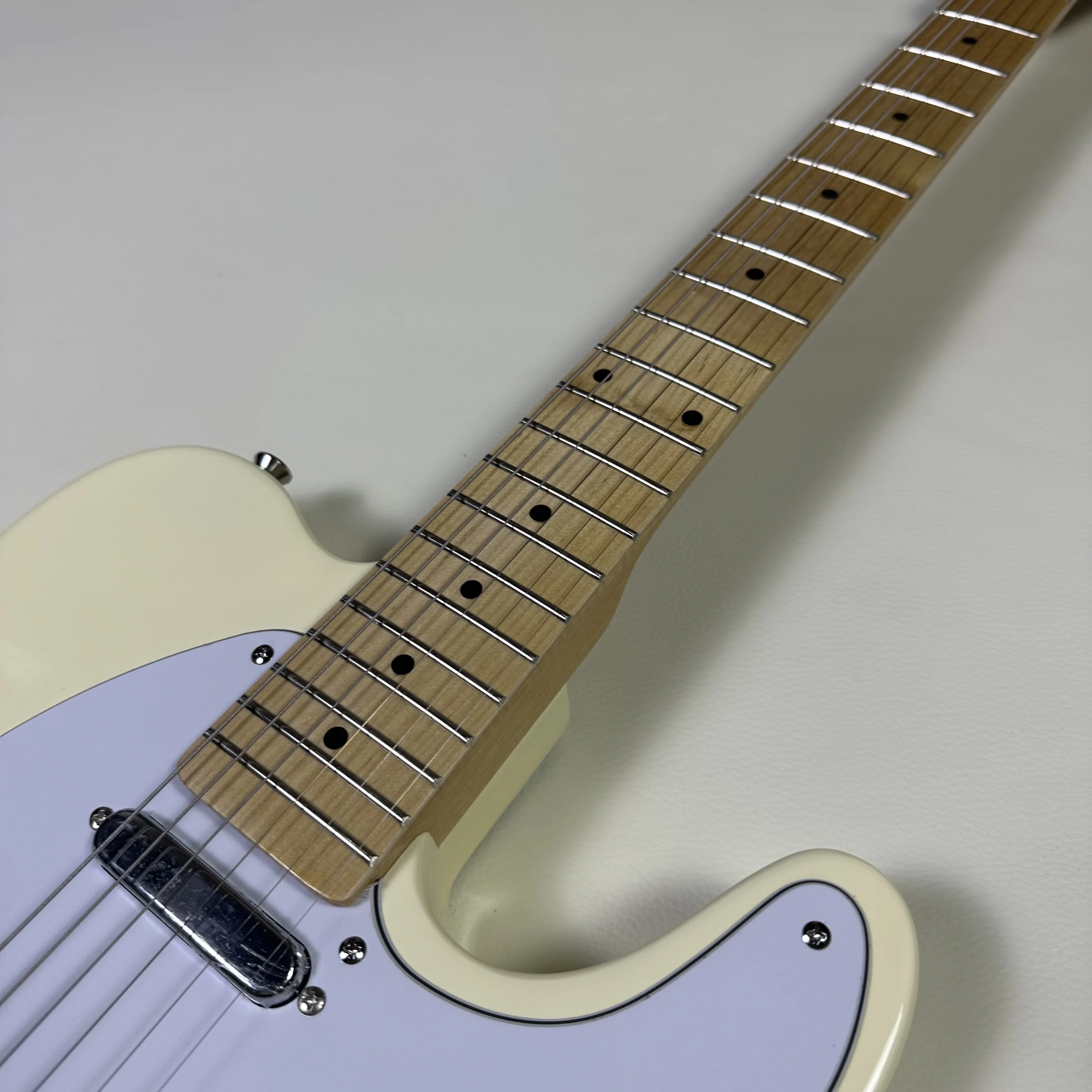 Thumbnail 4 - #24 Electric Guitars Comparison Guide