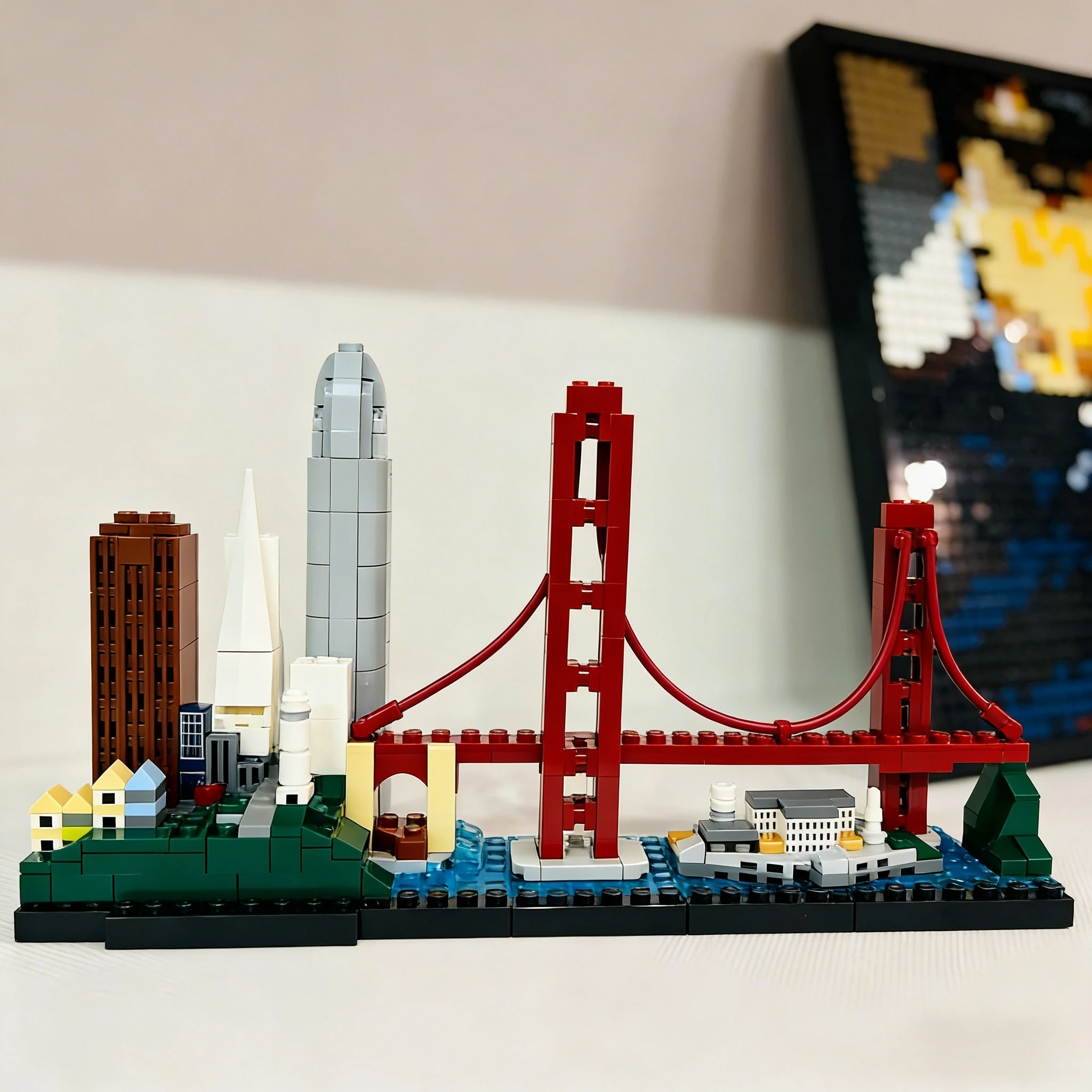 Mooie San Francisco Model 21043 bouwstenensets geschikt voor kerstcadeaus, compatibel met Legoed-deeltjes, 565 stuks.