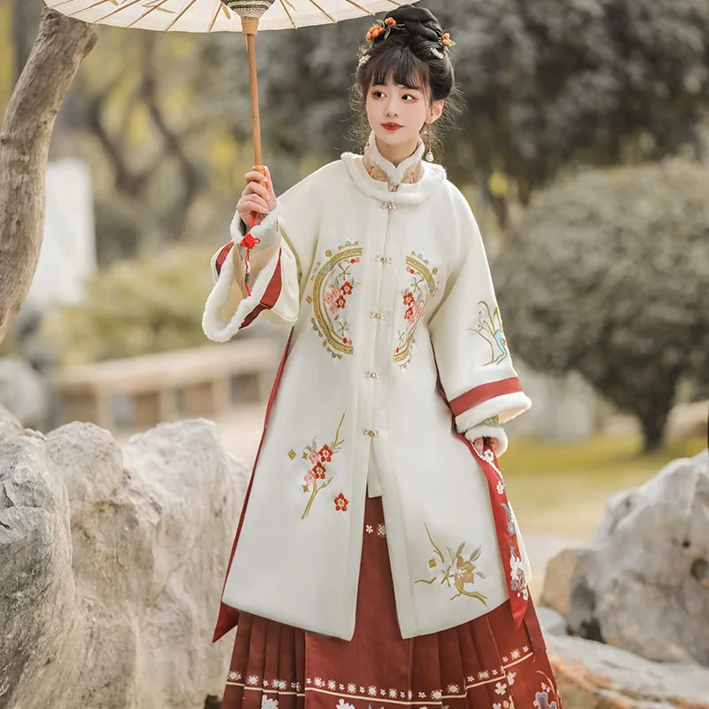 Hanfu women original round neck Chinese red and white shawl autumn and winter stand-up collar new year top double-breasted