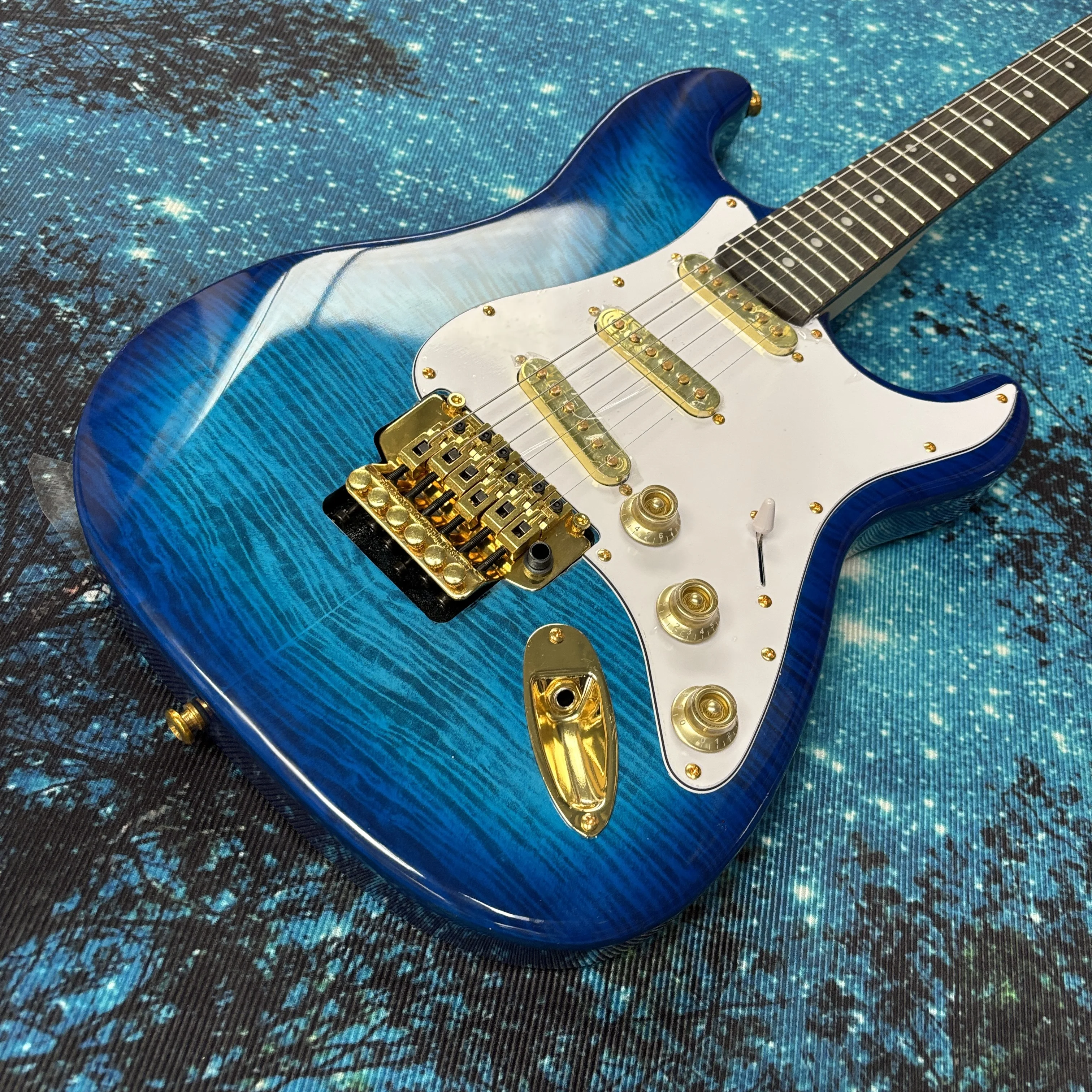 Blue electric guitar, rosewood fingerboard guitars, SSS pickup electric guitarra