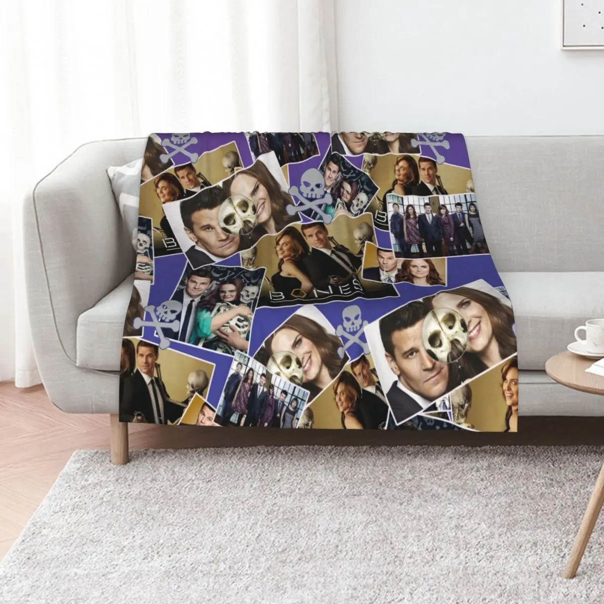 Bones, the Bone Hunter Throw Blanket halloween Winter beds blankets and throws Giant Sofa Loose Bed covers Blankets