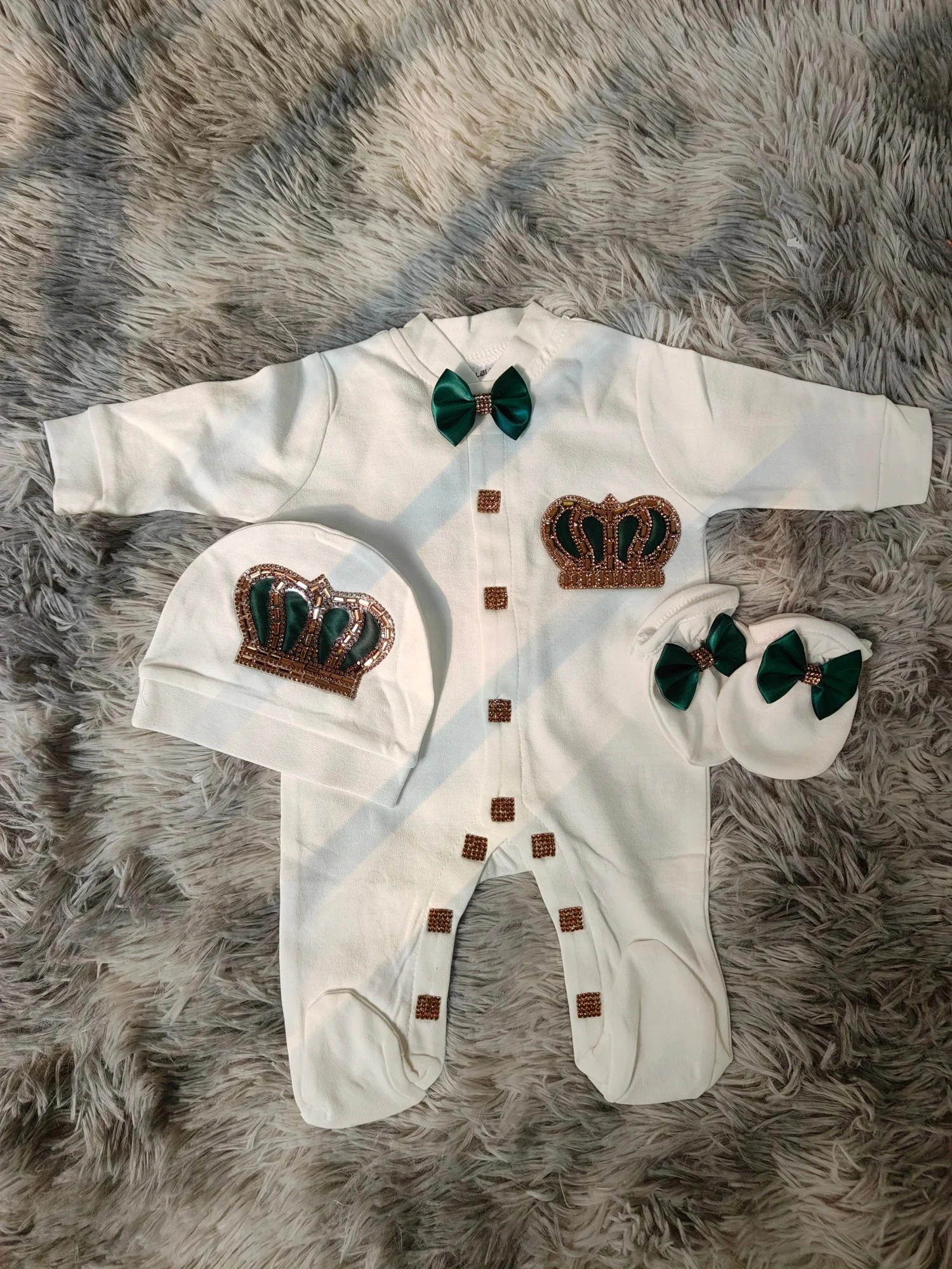 3Pcs Charming Vintage Noble Baby Boy Footed Onesie Set Green Bow Crown Embroidery Soft Newborn Gift Top Quality
