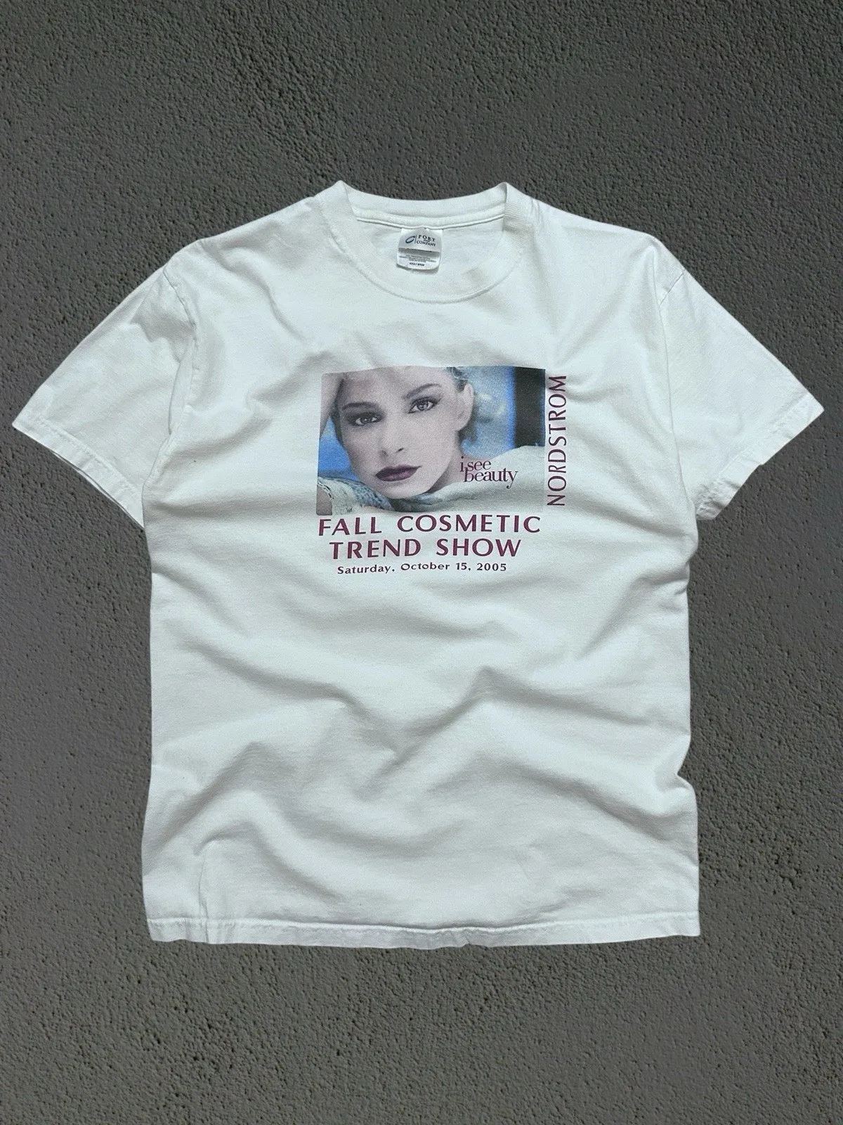 Vtg 2000s Nordstrom Cosmetic Show Photography Art T-Shirt Sz M Makeup Designer