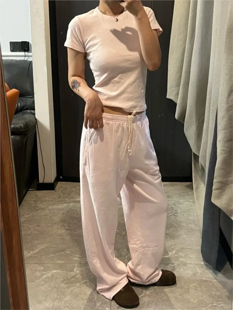 

Розовый хлопковый комплект из футболки и брюк для женщин: повседневный комплект с круглым вырезом и коротким рукавом + спортивные прямые брюки, милый базовый комплект из 2 предметов в стиле Y2K