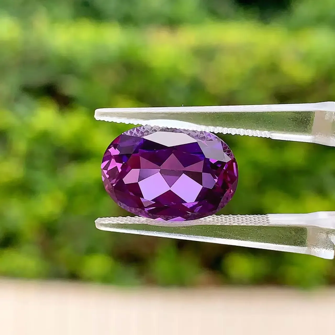 

Purplish sapphire Oval cut Laboratory Gemstone For DIY Jewelry Making The Main Materials Of Rings And Necklaces AGL Certificate