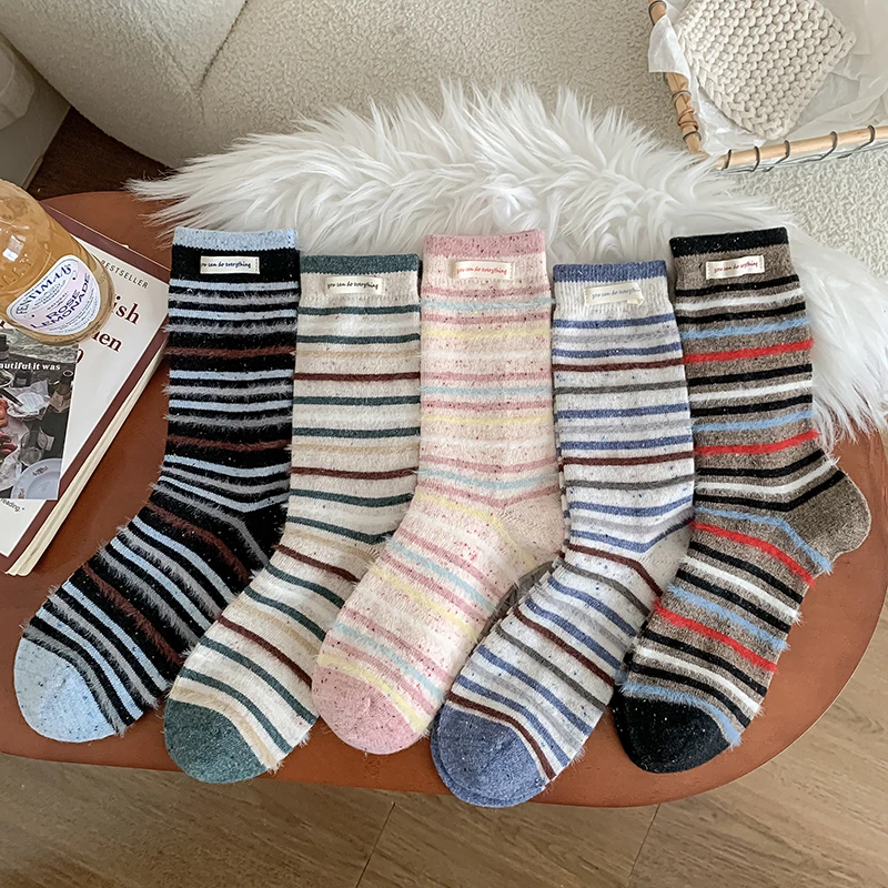 Trends Women Socks New Mixed-color Casual Daily Korean Style Striped Socks Fashion Breathable Soft Wool Thick Socks High Quality