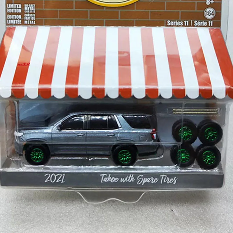 GreenLight 1:64 2021 Tahoe & Spare Tire - Green Machine Alloy Car Model Ornament Souvenir Display Collection Hobby Gift