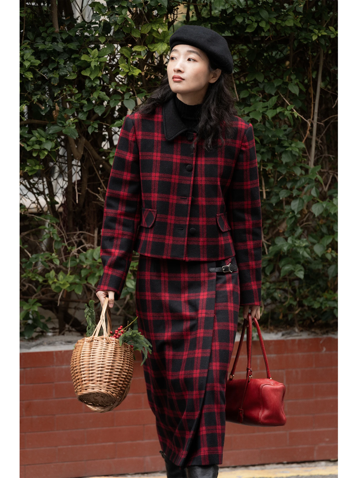 

Dingdongma Cisasновый год шерстяной шиповый воротник Fraance Jaet юбка комплект женский модный ансамбль зимняя коллекция