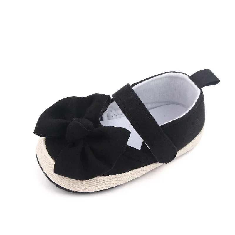 Sepatu bayi perempuan, sepatu bayi perempuan sol lembut anti selip kupu-kupu simpul mode luar ruangan warna Solid bayi baru lahir alas kaki pertama putri