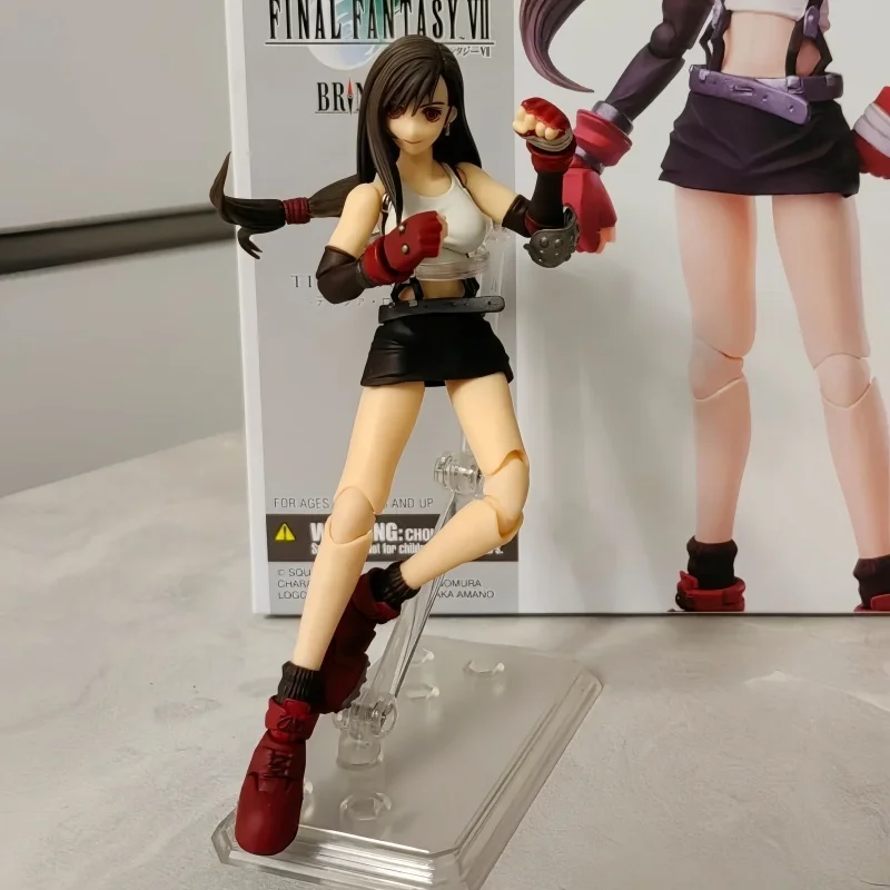 Disponibile 100% originale Bringarts Tifa Lockhart Action Figure Anime Model Toys Regali in PVC Figura