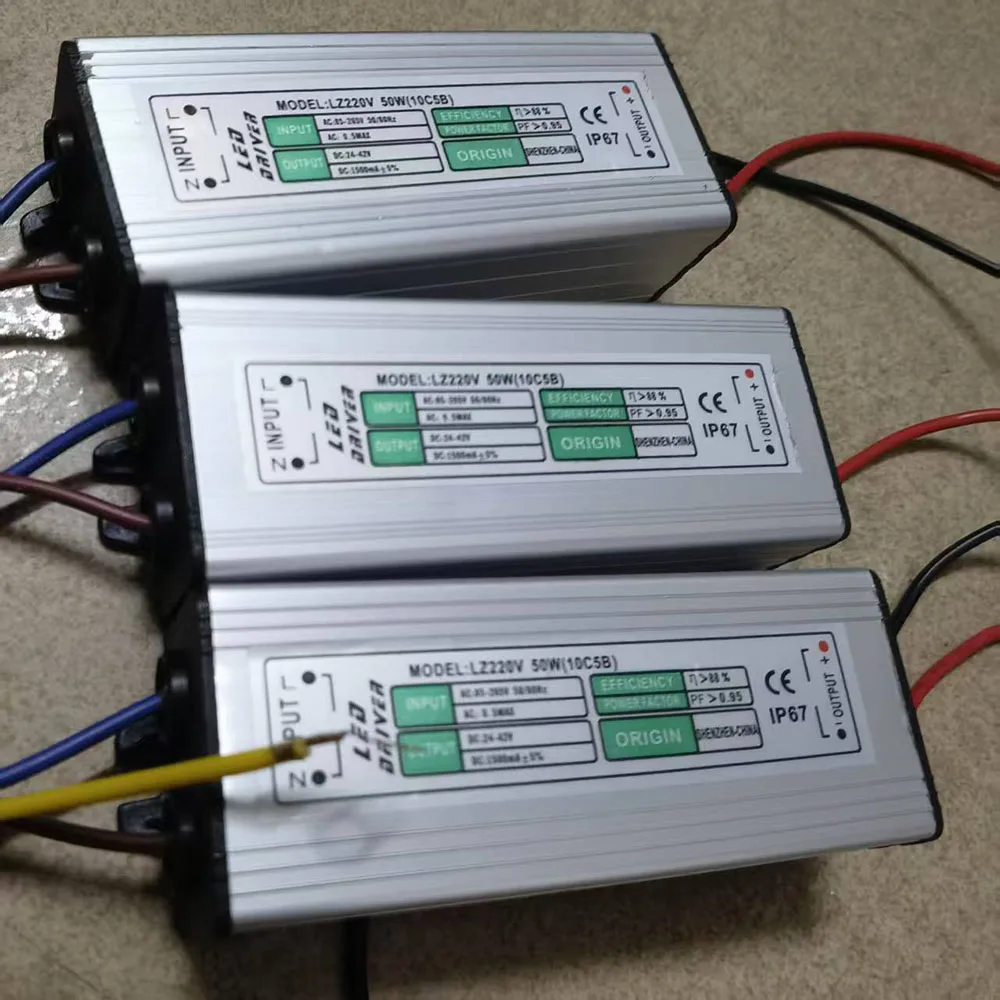 

LED Floodlight Driver Outdoor Waterproof Power Supply Adapter lighting Transformer 30W DC 30V-36V