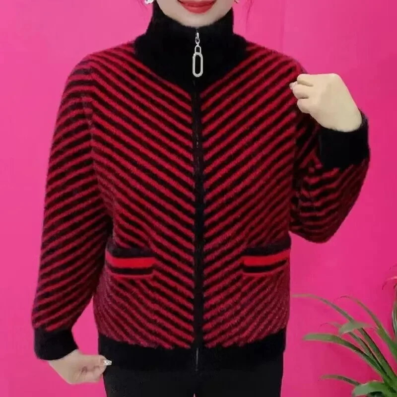 

Middle Aged Mom Large Size Sweater Outerwear Ladies Imitation Mink Fur Jacket Winter Female Stand Collar Sweater Coat