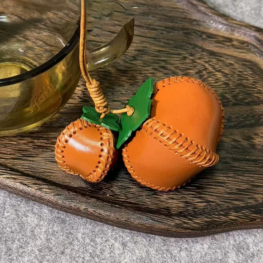 

Handmade Orange Button Leather Keychain Pendant Colorful Decoration Bag Accessory Customizable Key Holder Jewelry Accessory