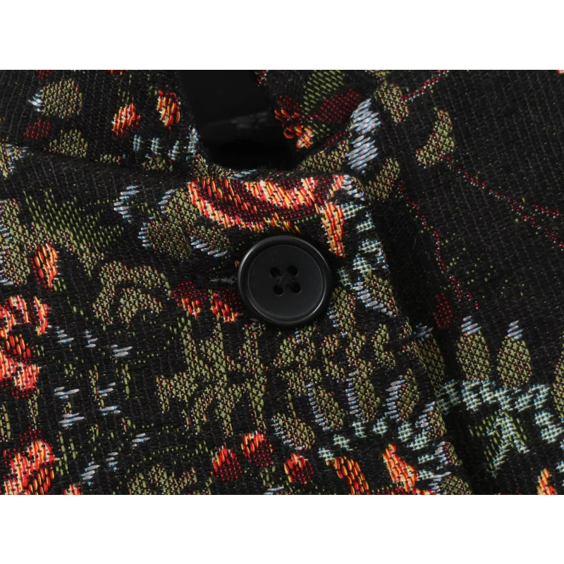 2026 Neue Vintage-Blumenjacquard-Jacke für Damen mit Stehkragen, langen Ärmeln, unregelmäßigem, abgerundetem Saum und Knopfverschluss, kurzer Mantel. – Detail 13