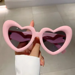 Y2K Oversized Luxury Brand Designer Love Heart Sunglasses Women For Men Trend Sun Glasses Punk Pink Shades Vintage Candy Eyewear