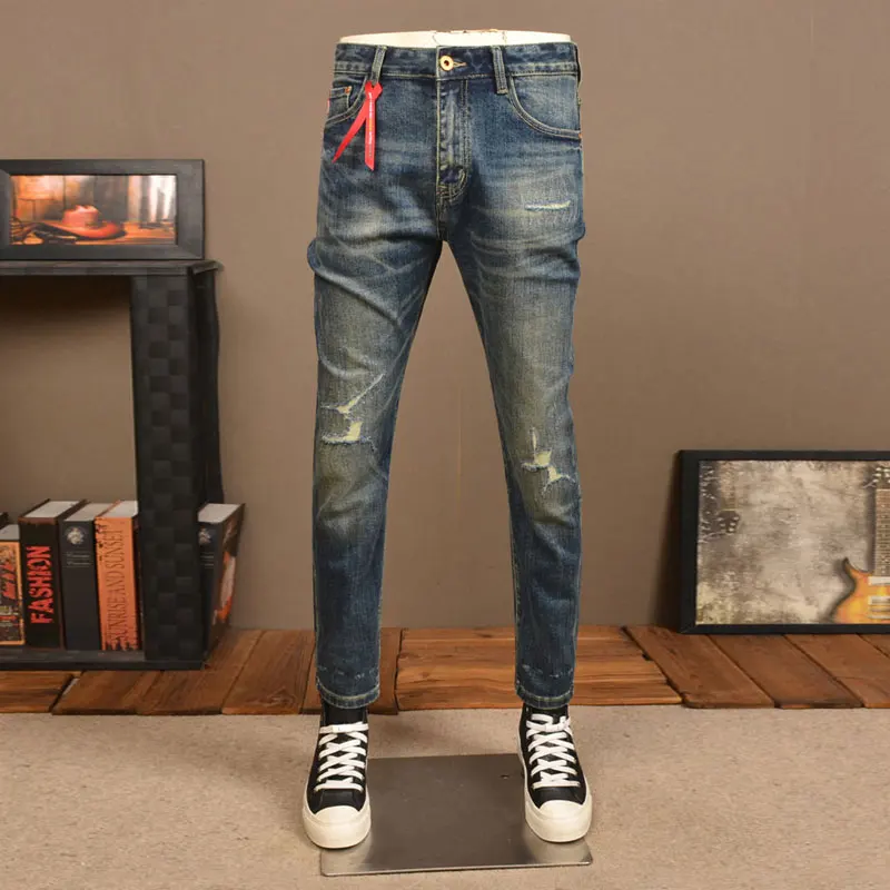 

Designer's fashionable new retro blue men's jeans, washed with nostalgia, stretchy and slim fit jeans, retro pants, hombre