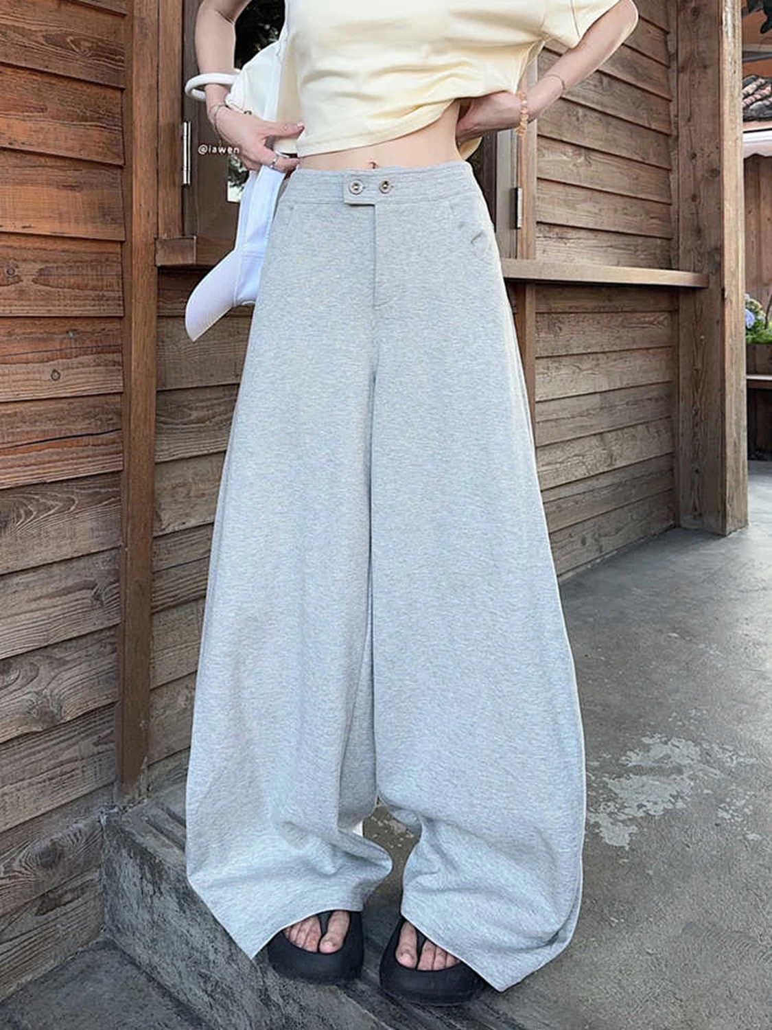 

Grey Jeans Women Y2K Vintage High Waisted Jeans Straight Streetwear Casual Loose Large Size Wide Leg Denim Pants