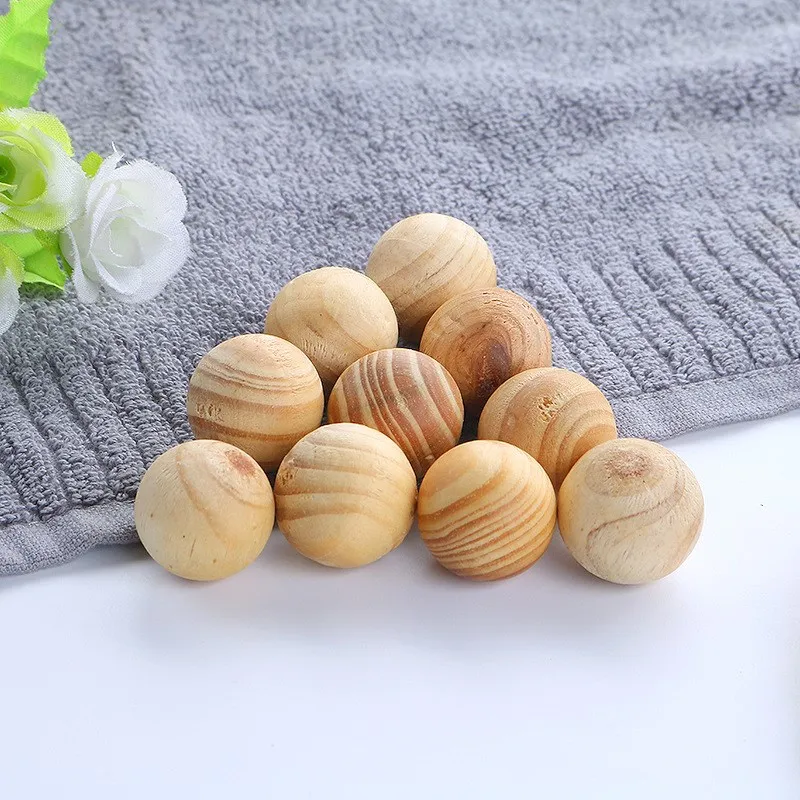 10/50/100pcs Natural Cedar Wood Balls Camphor Wood Balls Moth Repellent for Drawers Storage Boxes Healthy Moisture-Proof