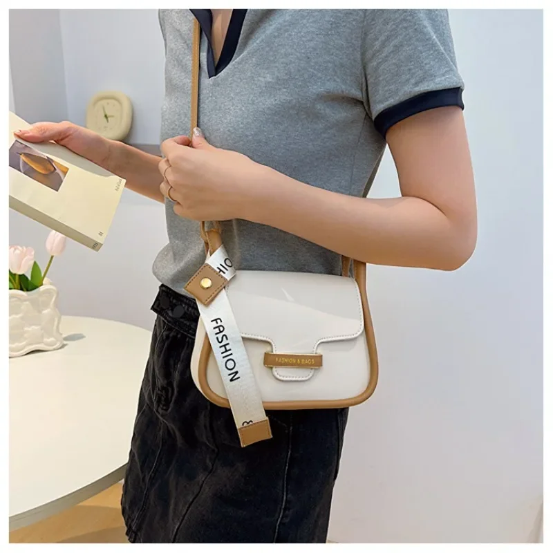 Contrasting Saddle Crossbody Bag Women's Fashion Retro Designer Luxury Shoulder Bag Niche Luxury Versatile Female Shoulder Bag