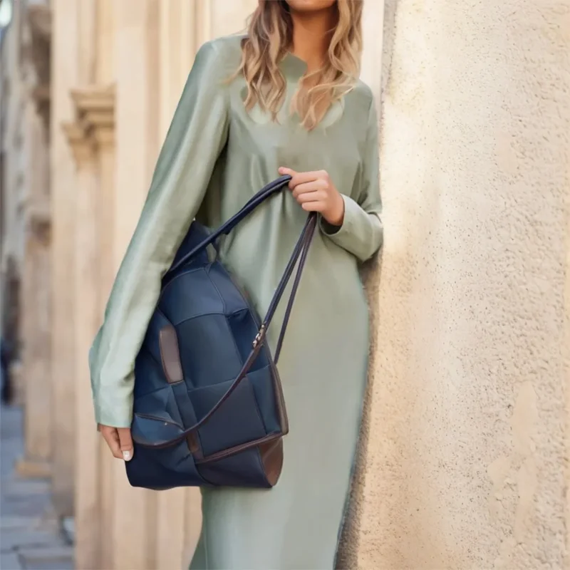 Robe Maxi en Satin pour femmes, manches longues, ourlet fendu, moulante, couche de Base à la mode, Silhouette fluide élégante, nouvelle collection 2025