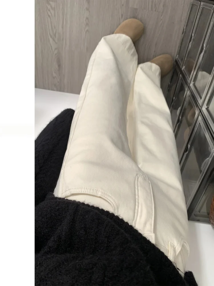 Damskie jeansy plus size w stylu retro, rozszerzane, jesienno-zimowe, luźne, z wysokim stanem, wyszczuplające, dzwonkowe, codzienne i wygodne.