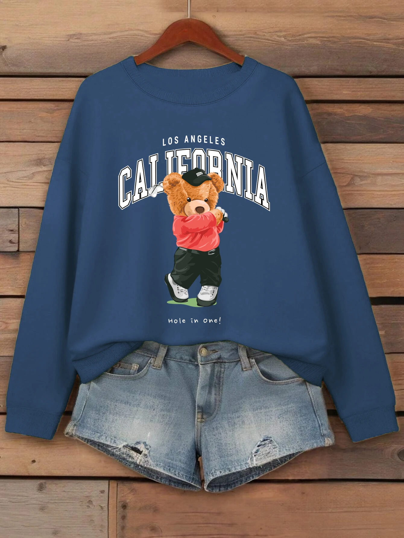 Oso jugando Golf lindos dibujos animados impresión mujeres jerseys Hip Hop Casual sudaderas otoño ropa deportiva suelta ropa de lana