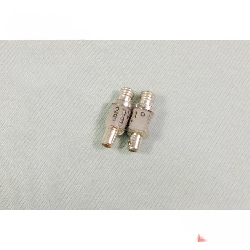 

Brand-new Original 2DV19 Microwave Diode Military Quality Electron Tube