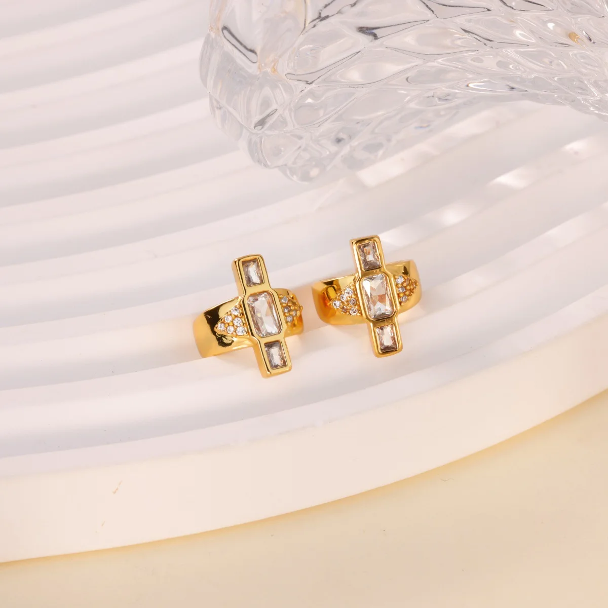 Trendy Zircon Ear Cuffs, 18K Gold Plated Non-Piercing Geometric Ear Clips, Minimalist Ear Jewelry for Daily Wear for Her Gift