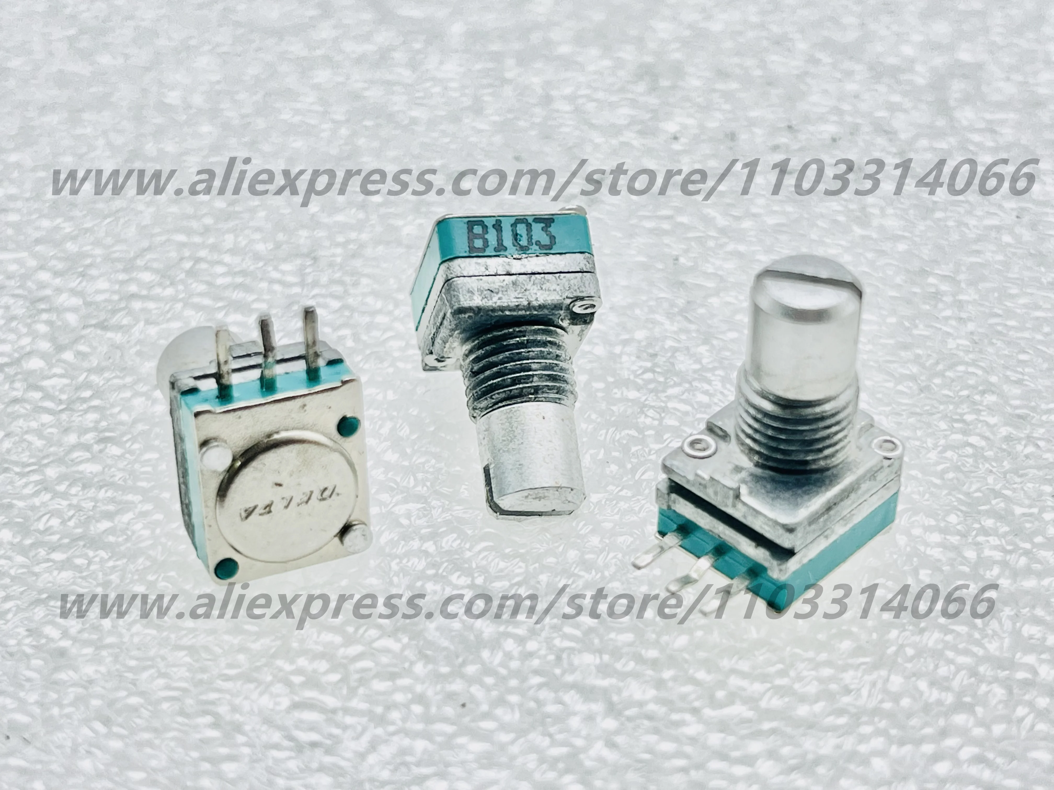 5pcs Difeng precision single 09 potentiometer interphone volume adjustment B10k axis length 10mm