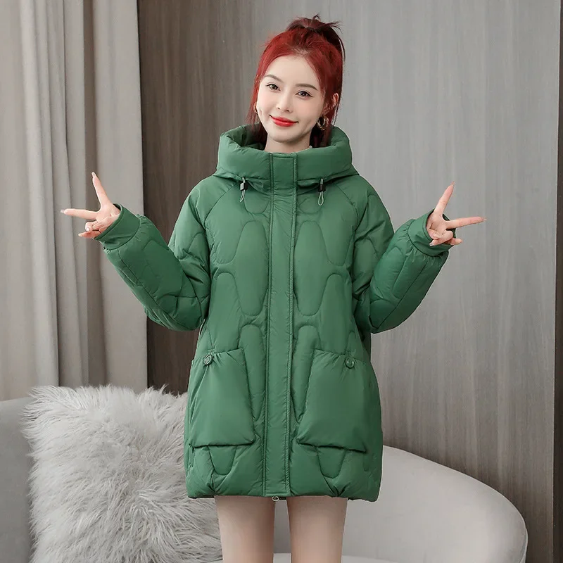 2024 Winter New Down Cotton Jacket Korean Edition Modna luźna kurtka bawełniana średniej do długości Wybuchowa damska kurtka codzienna